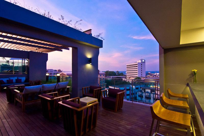 The Sun Xclusive Hotel Pattaya Exterior photo