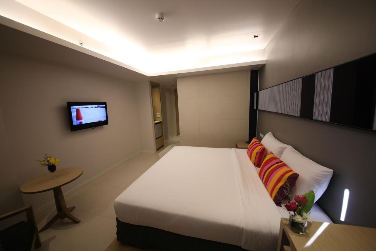 The Sun Xclusive Hotel Pattaya Exterior photo