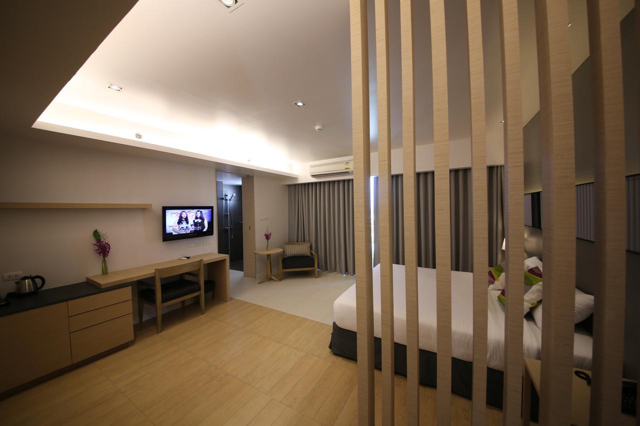 The Sun Xclusive Hotel Pattaya Exterior photo